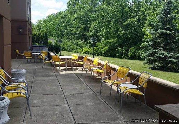 Fairfield Inn & Suites Cleveland Avon Exterior photo